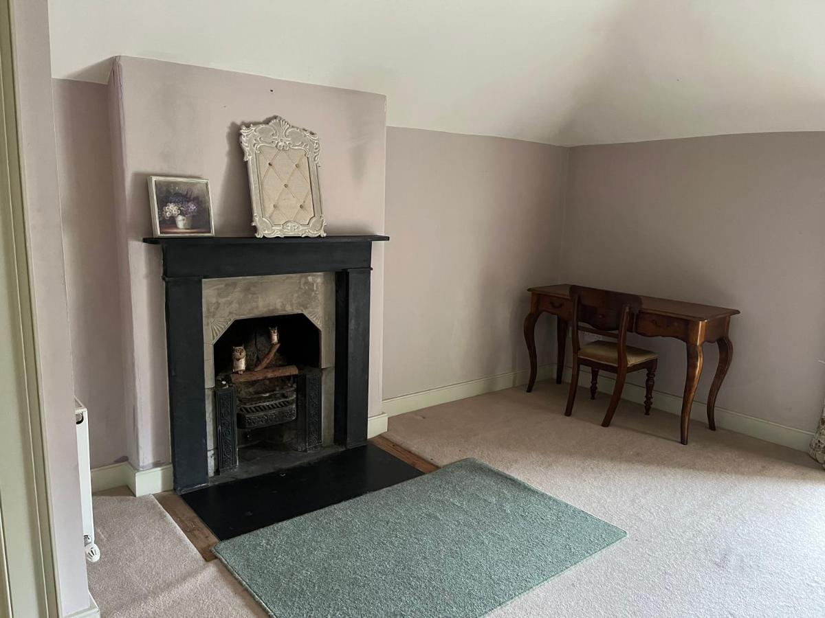 2 Bed Courtyard Apartment At Rockfield House Kells In Meath - Short Term Let ภายนอก รูปภาพ